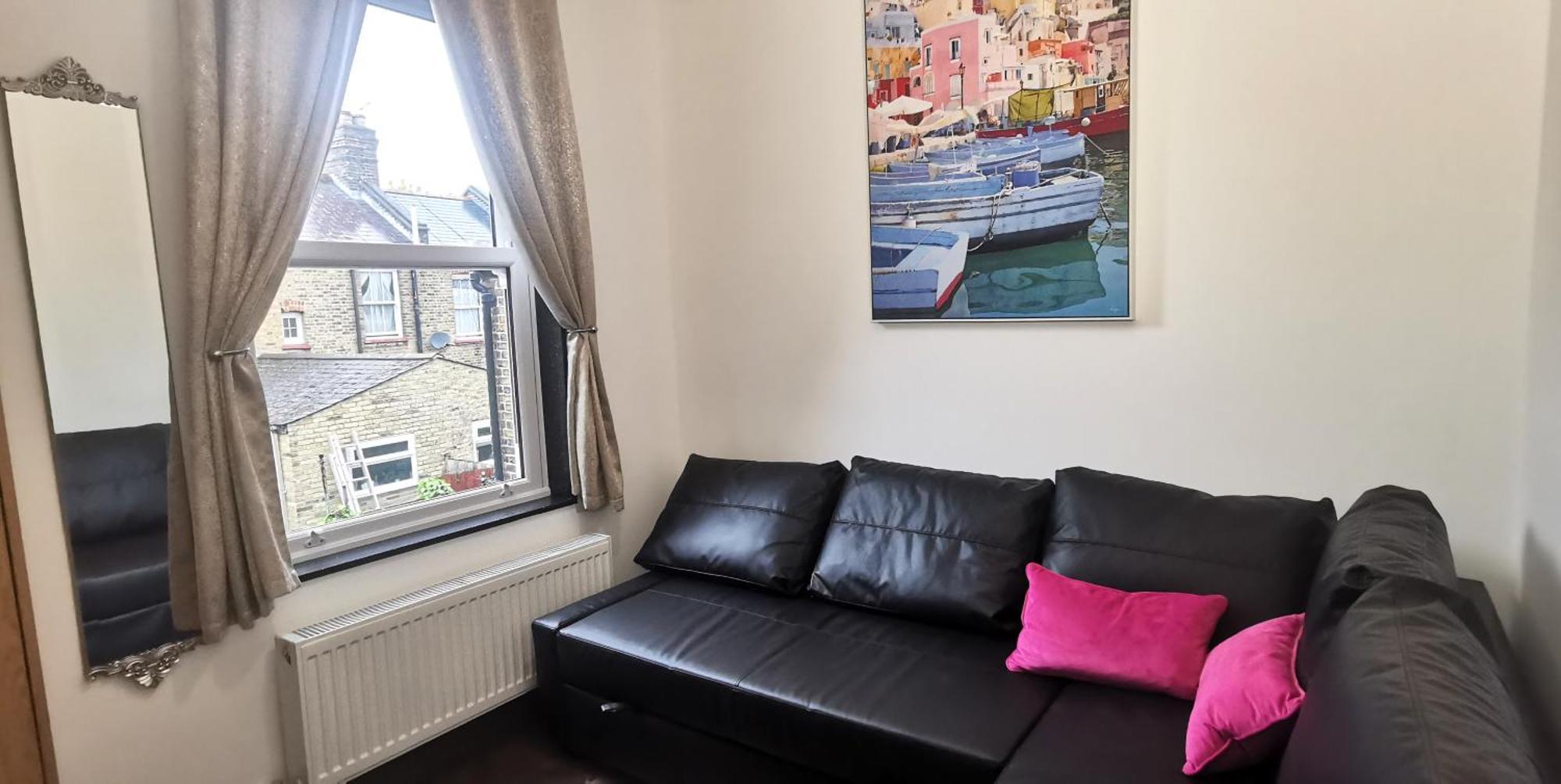 Beautiful London Home Sleeps 6, 2 Minutes To Metro Exterior foto