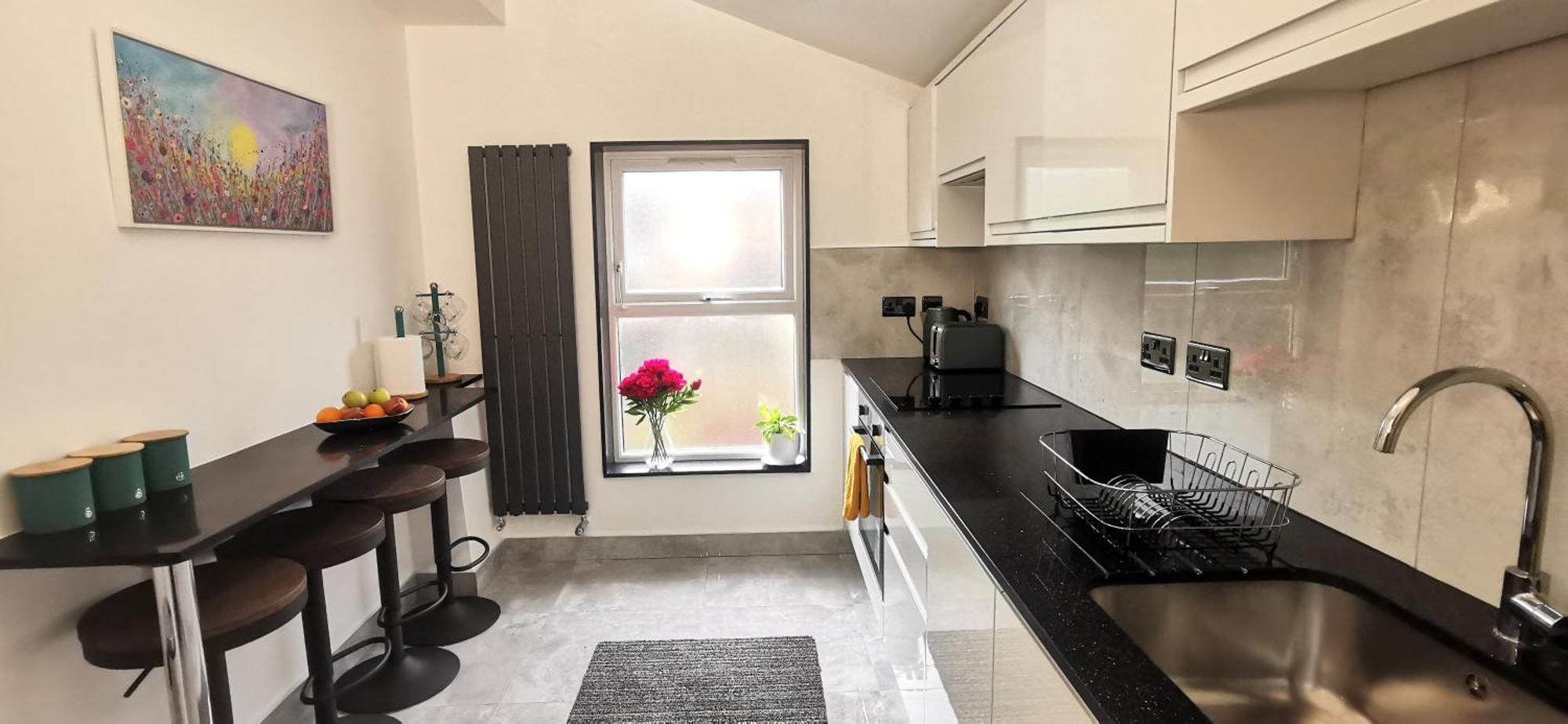 Beautiful London Home Sleeps 6, 2 Minutes To Metro Exterior foto